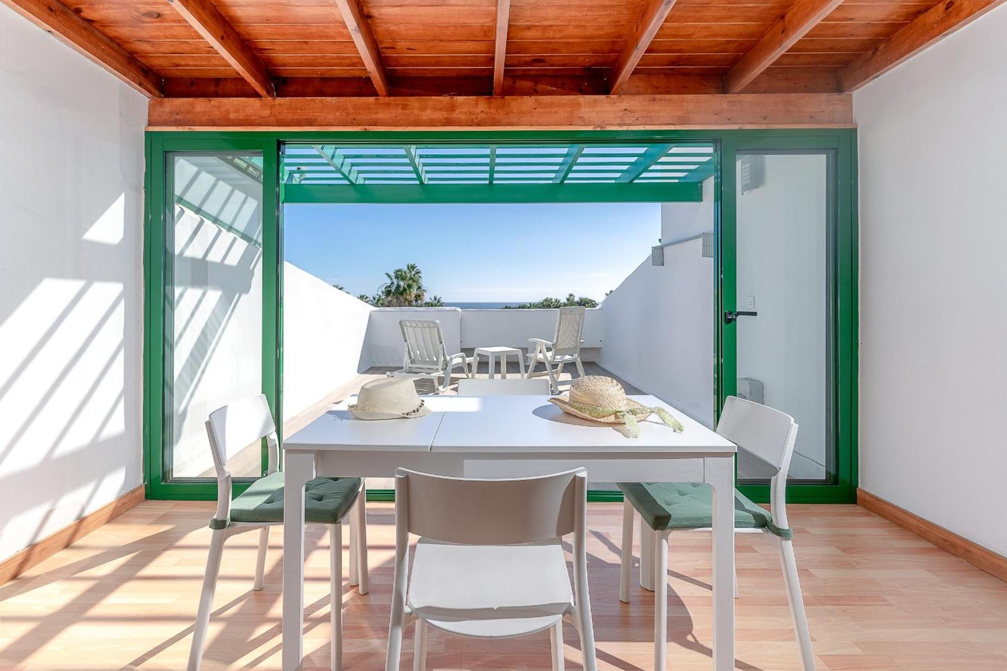Fantastico Apartamento Con Terraza Y Vistas Al Mar Costa Teguise Bagian luar foto