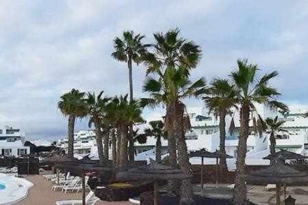 Fantastico Apartamento Con Terraza Y Vistas Al Mar Costa Teguise Bagian luar foto
