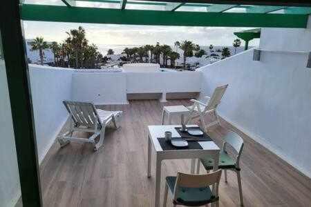 Fantastico Apartamento Con Terraza Y Vistas Al Mar Costa Teguise Bagian luar foto